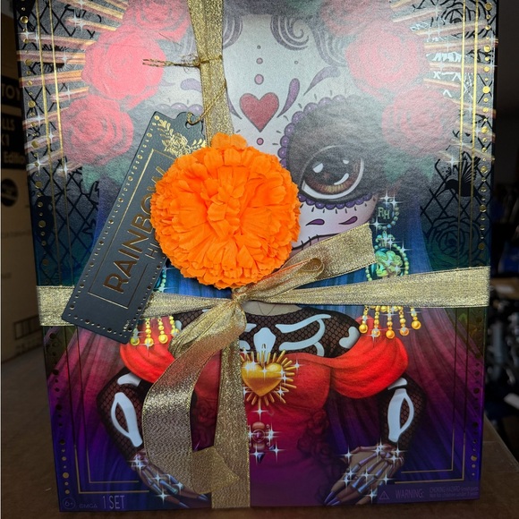 Rainbow High™ 2022 Celebration Edition Día De Los Muertos - New - Picture 4 of 16